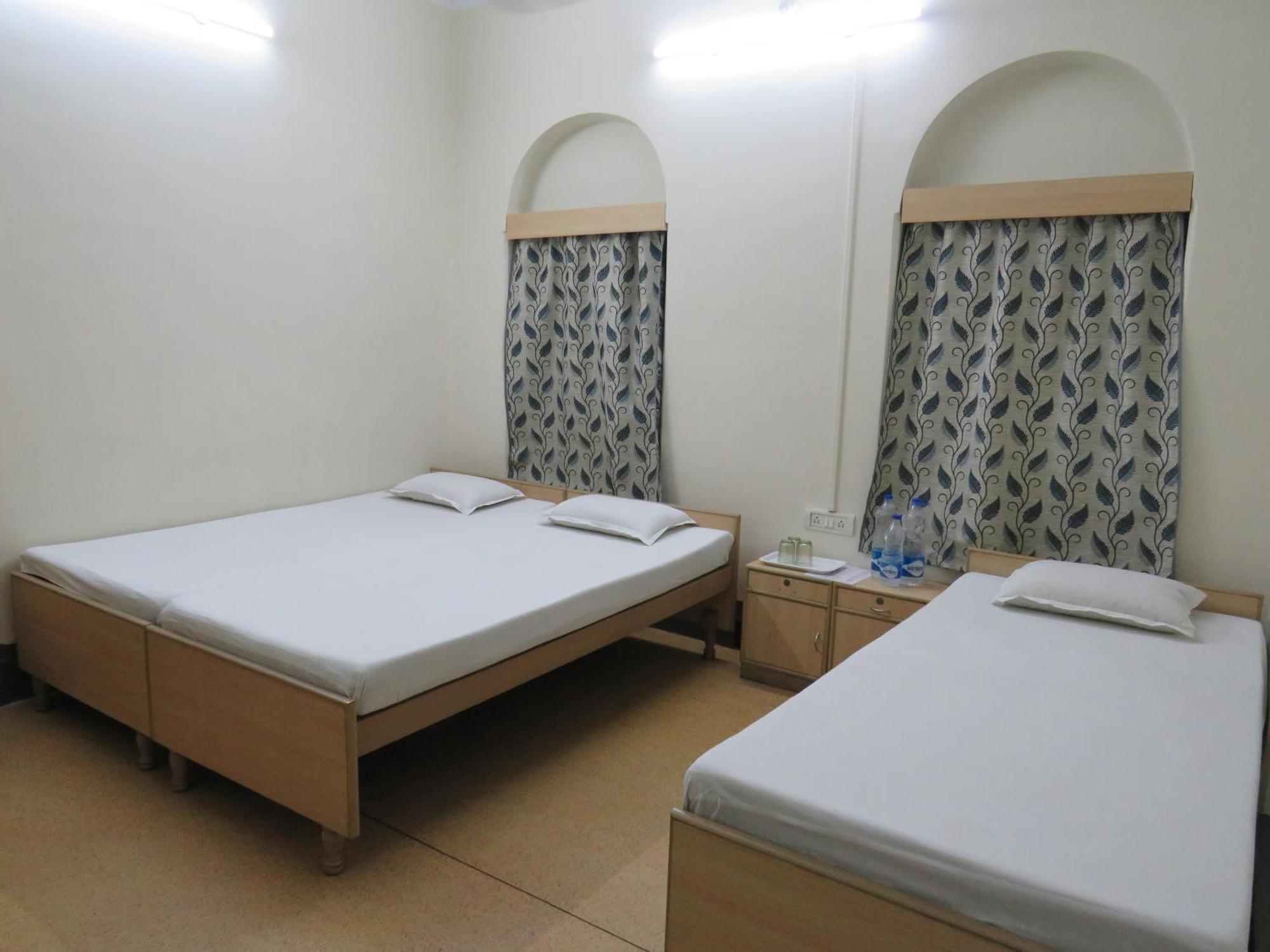 Shaw Guest House Kolkata Exterior photo