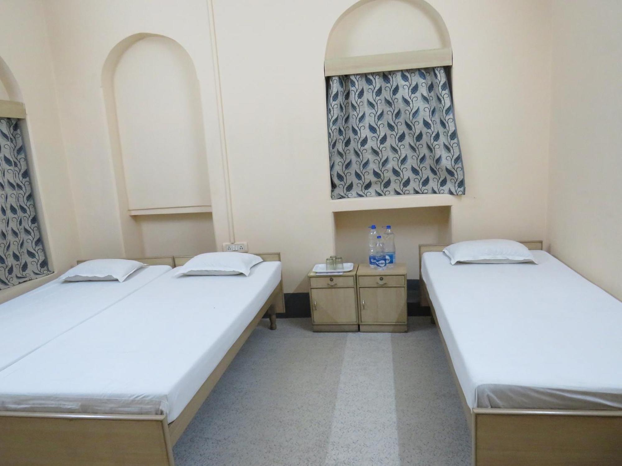 Shaw Guest House Kolkata Exterior photo