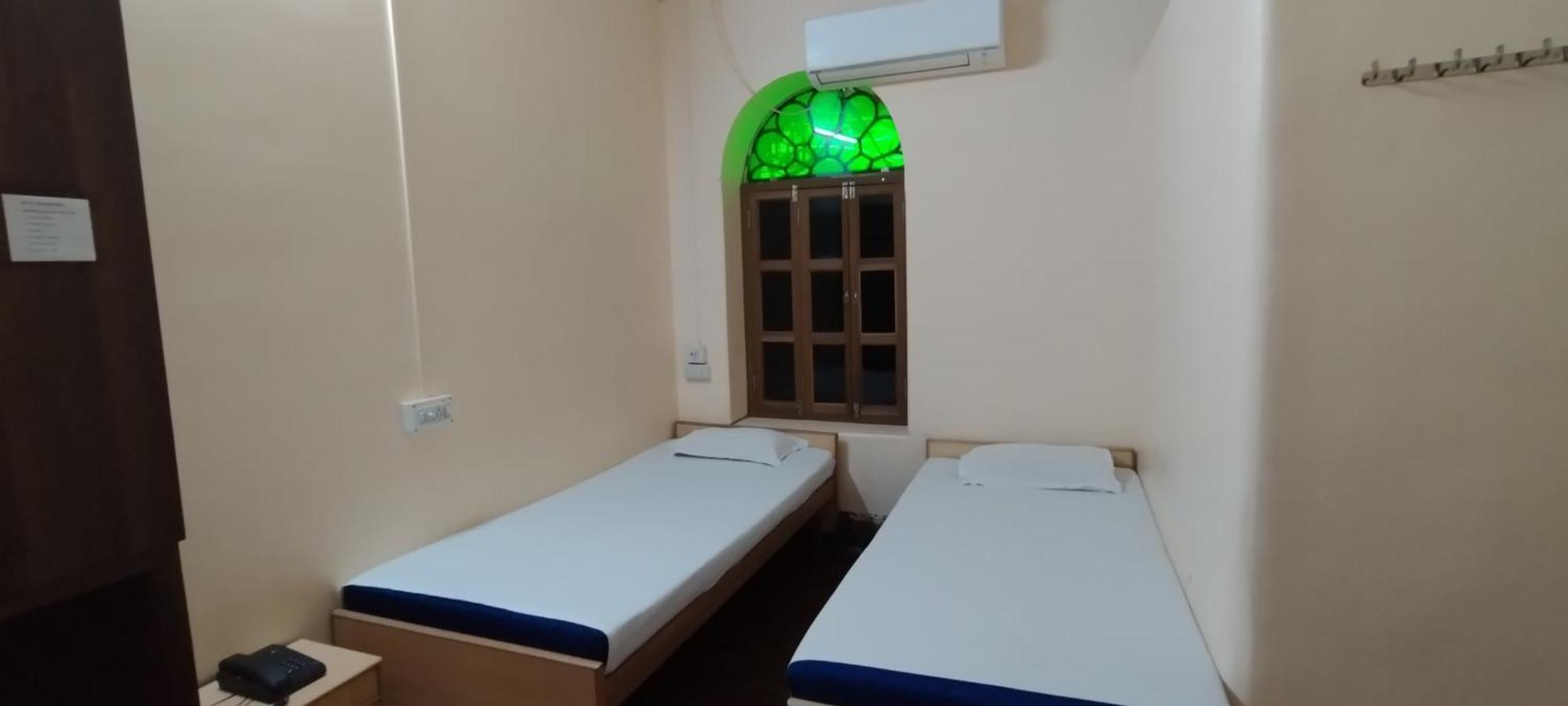 Shaw Guest House Kolkata Exterior photo