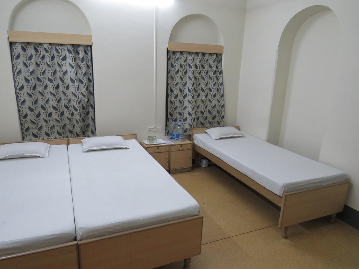 Shaw Guest House Kolkata Exterior photo